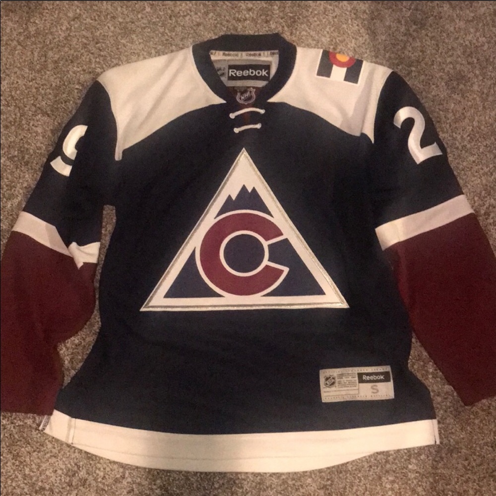Colorado Avalanche MacKinnon Jersey Small